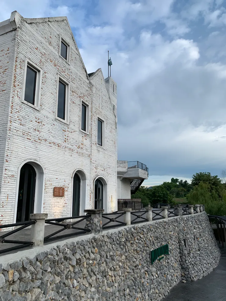 Midwinter 歐洲城堡餐廳