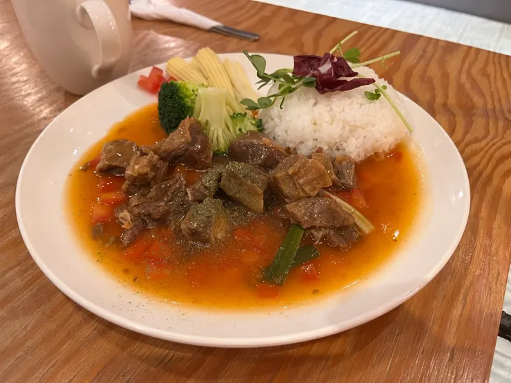 紅燒牛腩好朋友。