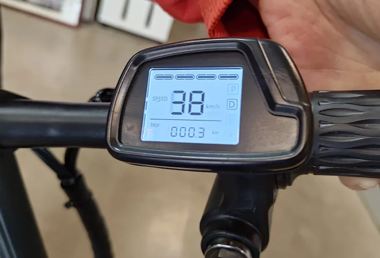 車錶最高速度每小時38公里