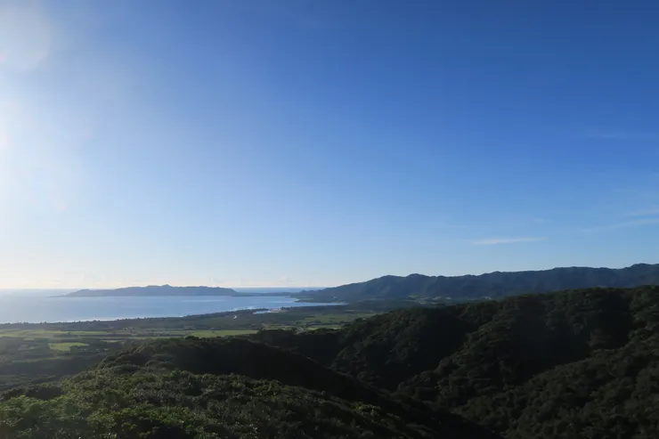 往西北邊拍，尖端就是御前崎。