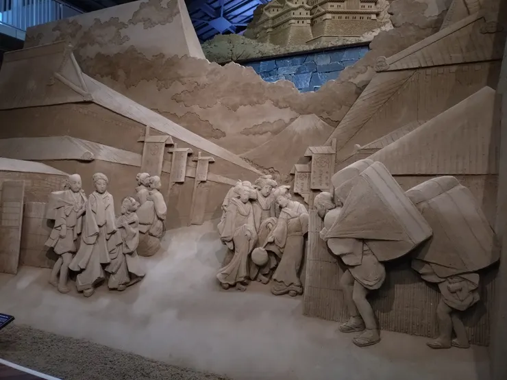 左側-日本橋·駿河町