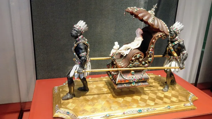 這人物的比例...?