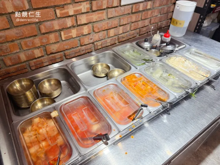 小菜自取區 | 料韓男韓式燒肉