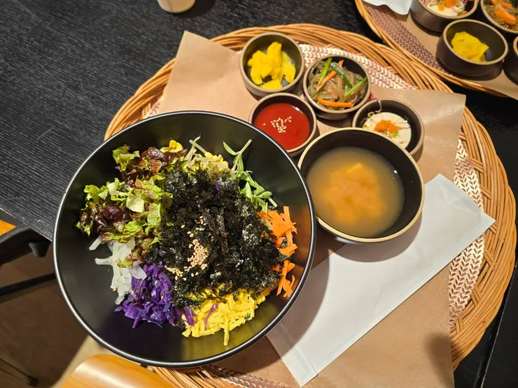 餐點攝自團員:  楊美怡