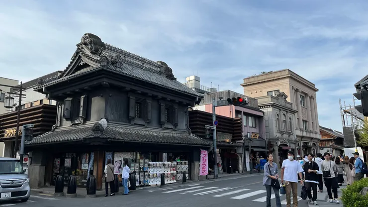 來到川越，有種進入時光隧道的感覺。