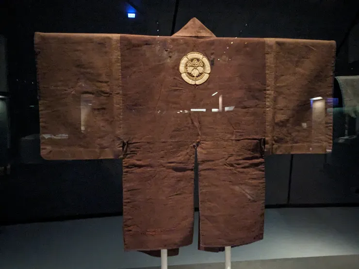 士族的消防隊服