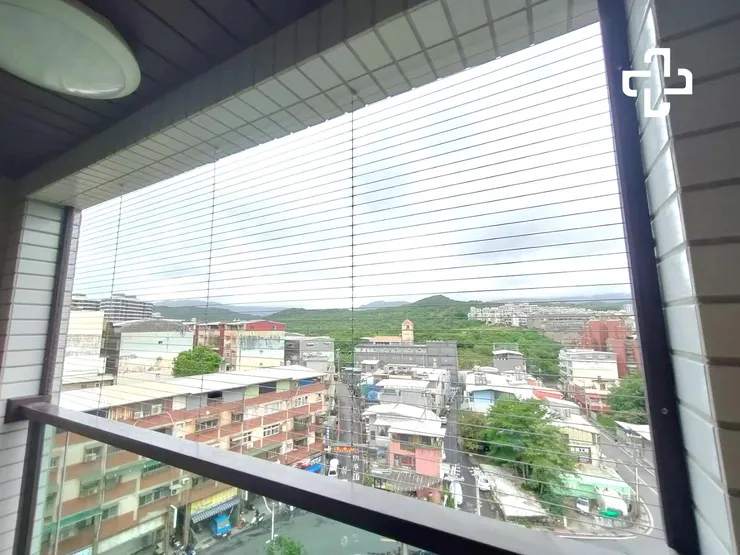 陽台安裝隱形鐵窗好安心