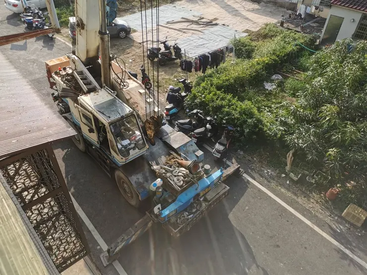 免費出車協助吊水塔的吊車公司