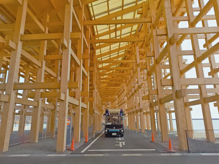 大屋根西側盡頭