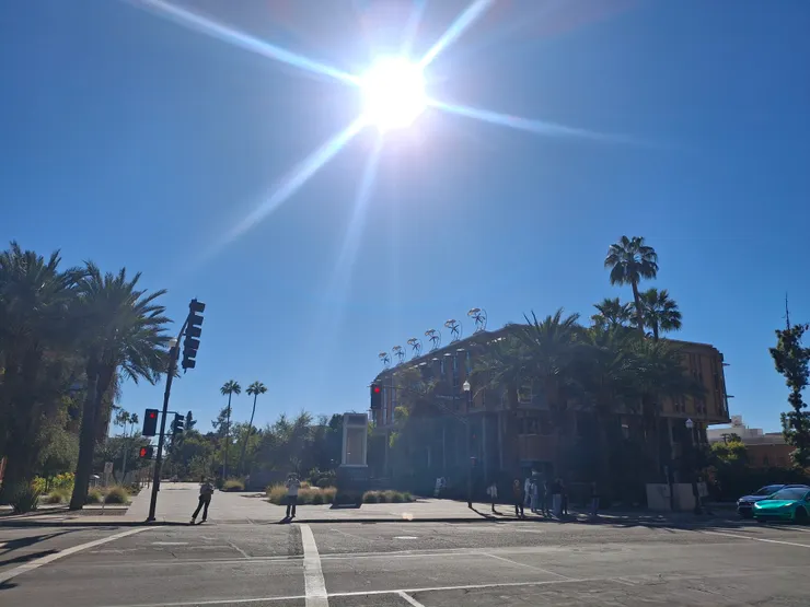 Arizona的大太陽 (Arizona State University)