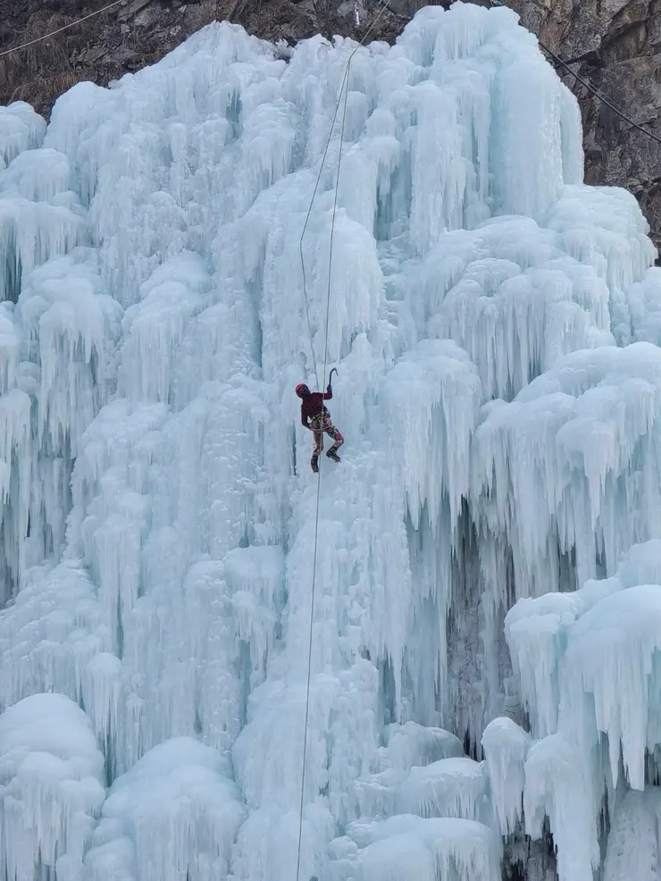峭壁冰柱絕景Stone Creek攝自楊美怡