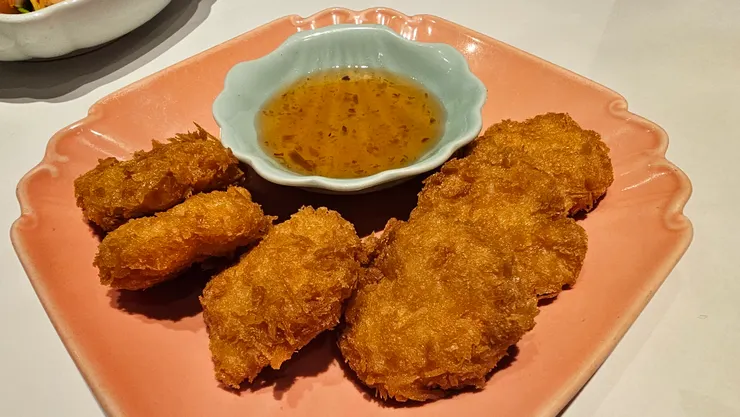 這是金錢蝦餅!不要每次都吃月亮蝦餅可以嗎?