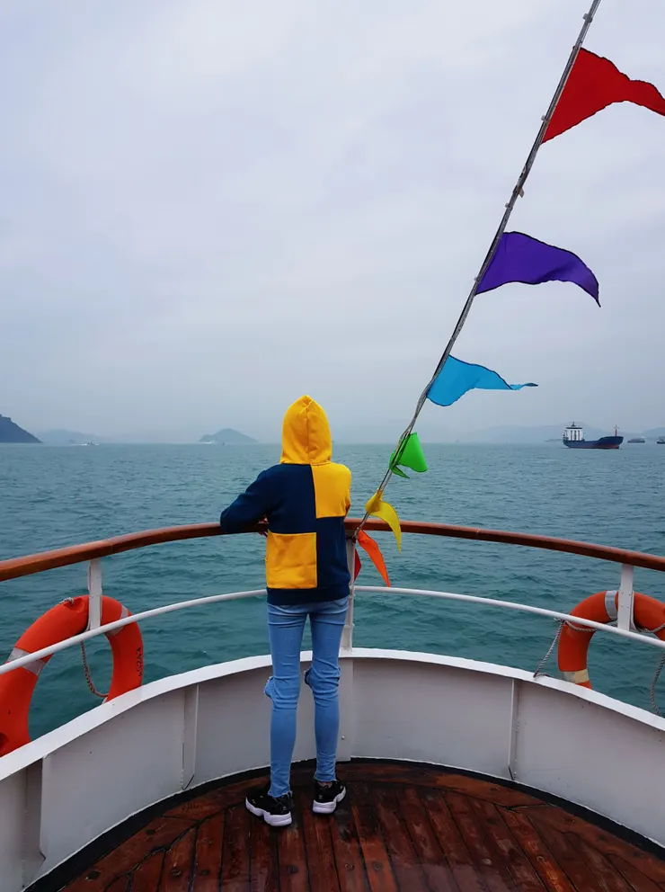 剛明白黑、白與灰的我