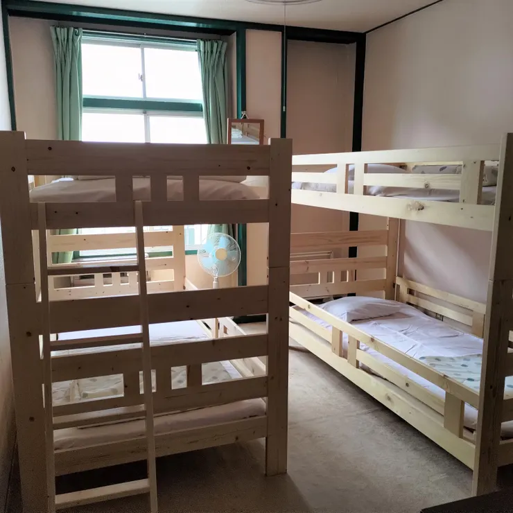 拍攝位置即是房門口