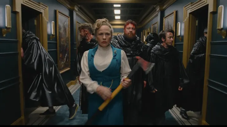 同樣加入邪教的還有金獎得主派翠西亞艾奎特