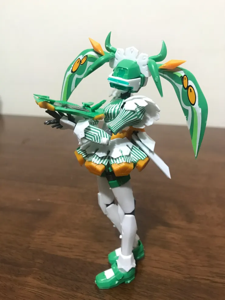 她好像有兩個腳色~ 又是戰士又是女僕!?