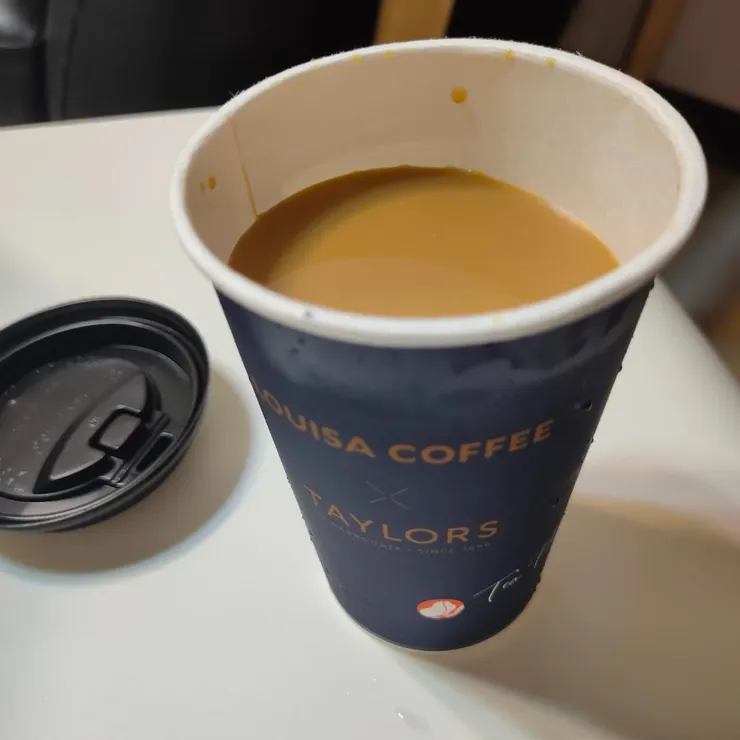 路易莎燕麥拿鐵95元