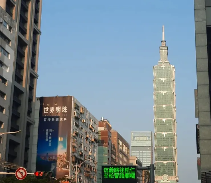 在台北時隨手拍下的101大樓