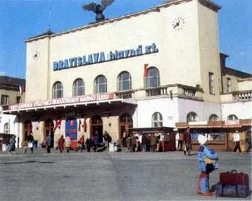 火車站前主題樓舊時模樣