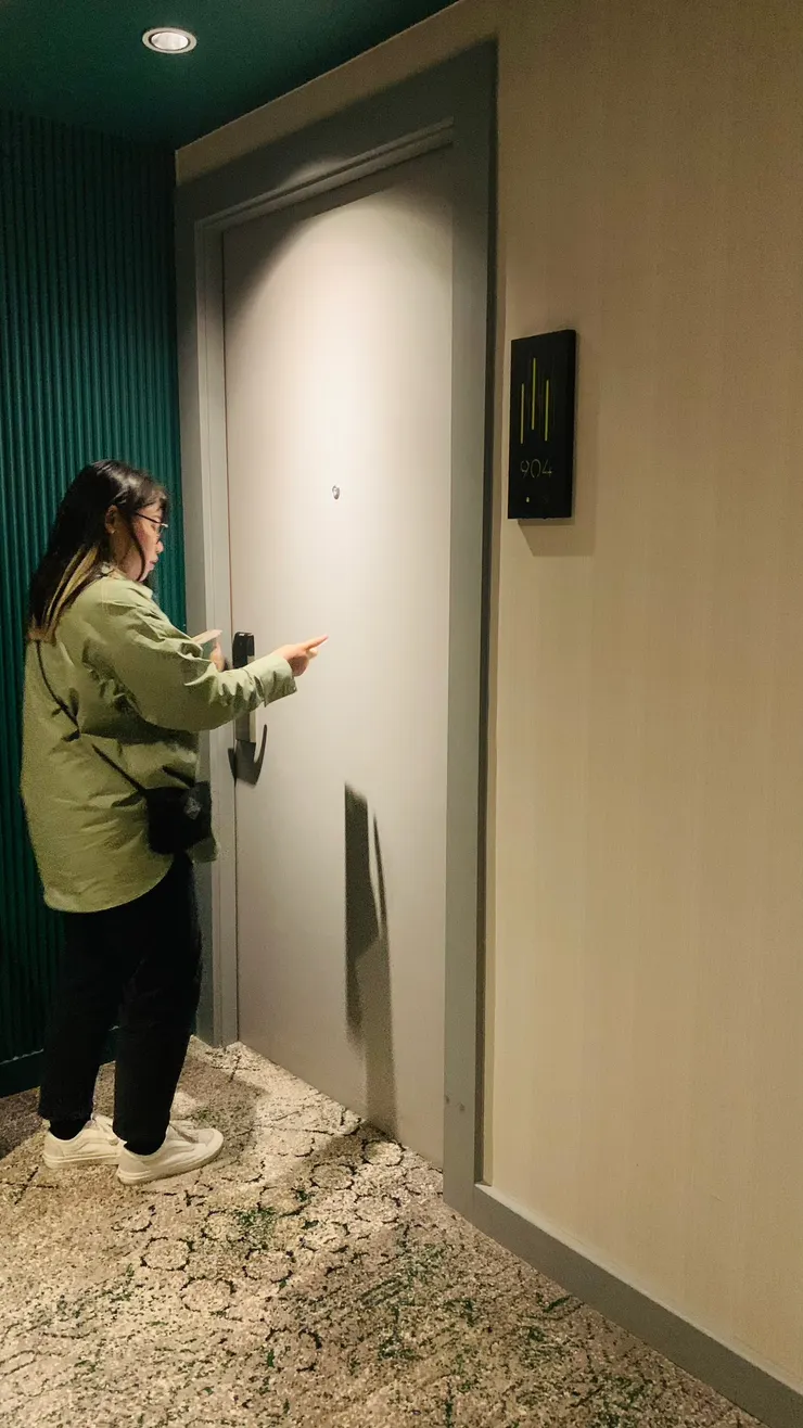 邊間好處就是可能會大一些。