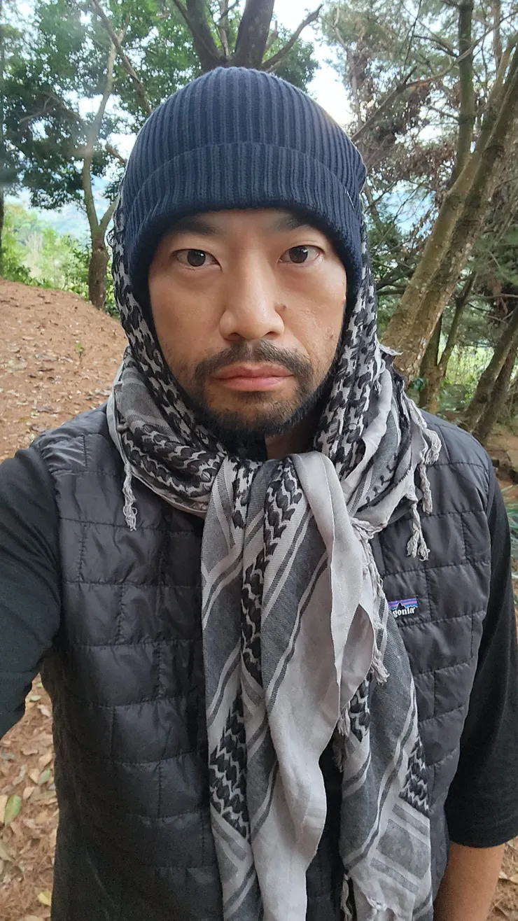 一夜好眠，帶來的阿拉伯方巾超好用且保暖，重點是好看！！