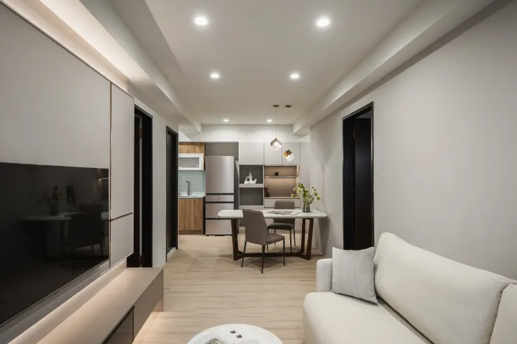 (作品呈現:現代簡約奶茶風–美術白天鵝 E8)