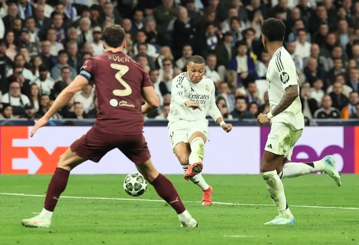 麥巴比個人連中三元完成帽子戲法