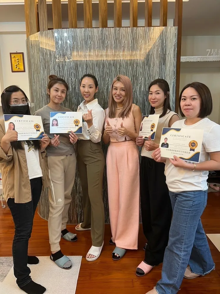 台南美容課程【柔星國際美容教育】毛母開通外泌體御髮教學│養髮