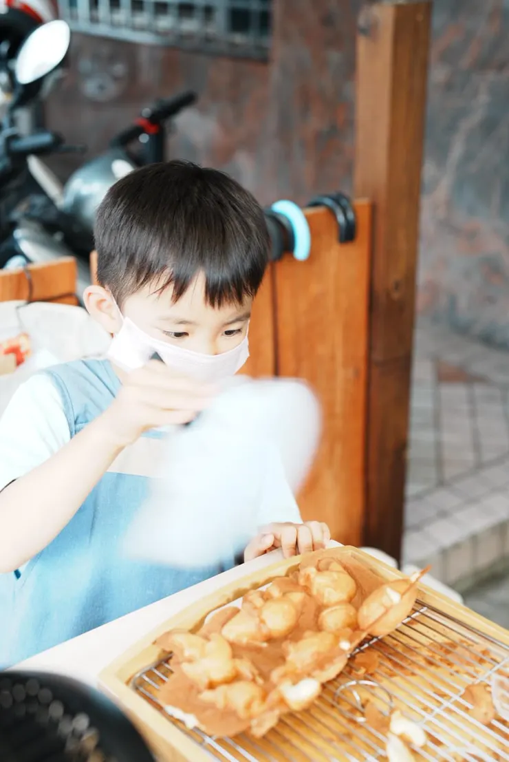 烤好了剛出爐要搧一下口感更好。