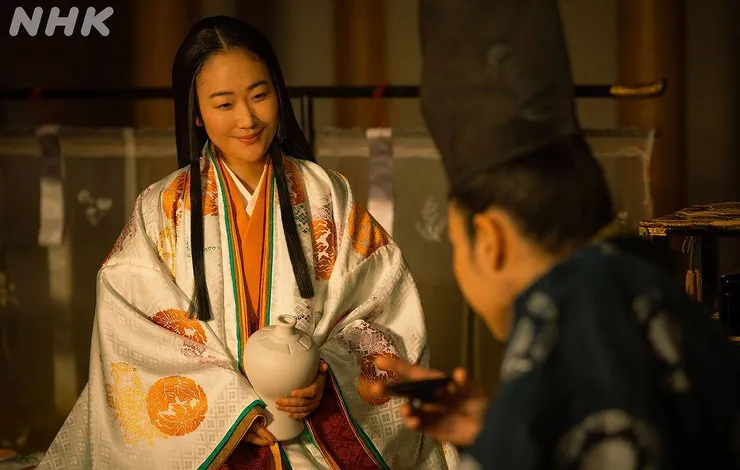 倫子也支持讓真尋進宮陪伴女兒