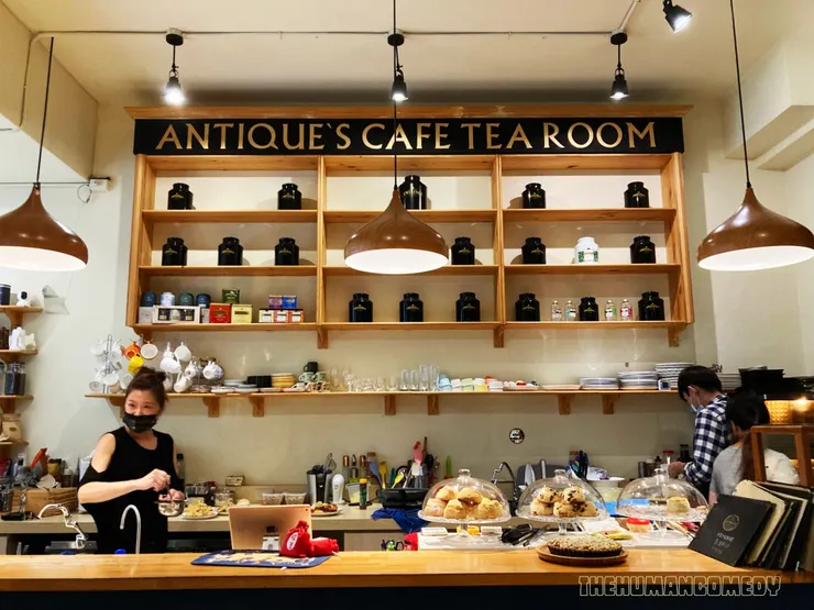 1975 Antique's Cafe Tea Room｜櫃台