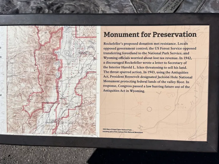 傑克遜谷1943年被列為傑克遜谷國家紀念區，後來移交給大提頓國家公園。