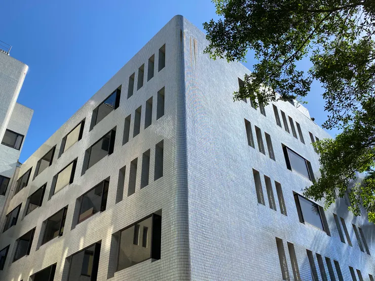 建築四週轉角也是圓弧形