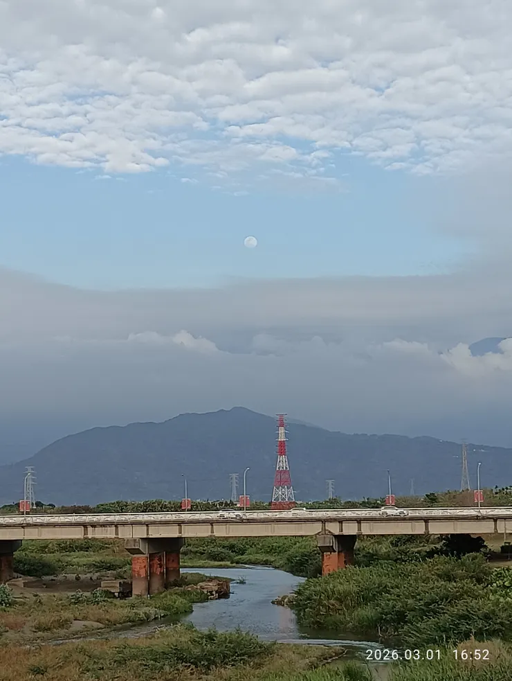 涓涓水流譜新腔