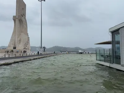 風雨交加中葡萄牙里斯本貝倫區