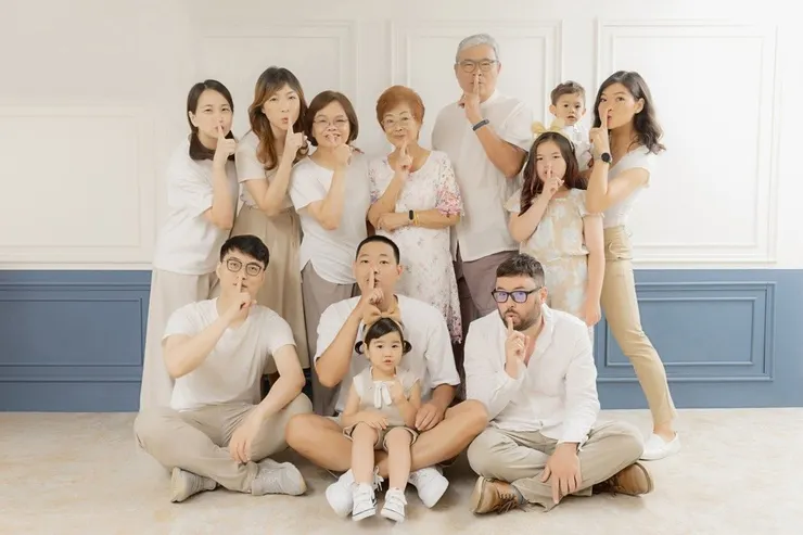 全家福是最珍貴的禮物，每個成員的表情都是經典時刻。Yes Man專業攝影工作室/提供