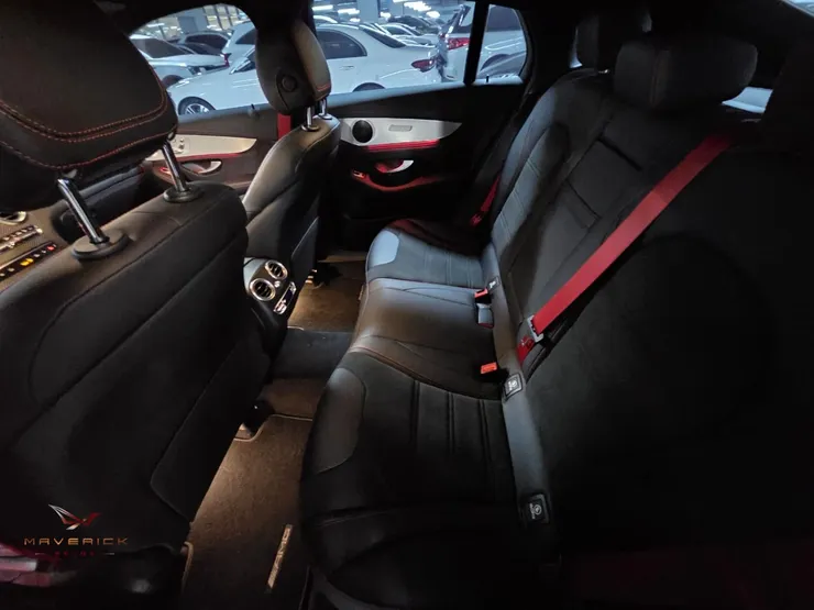 完整解析韓規 2021 Mercedes-AMG GLC43 Coupe 外匯車代購流程，從找車、議價到實地檢查，專業把關車況與風險。想了解外匯車代購怎麼運作？這篇帶你一次看懂。