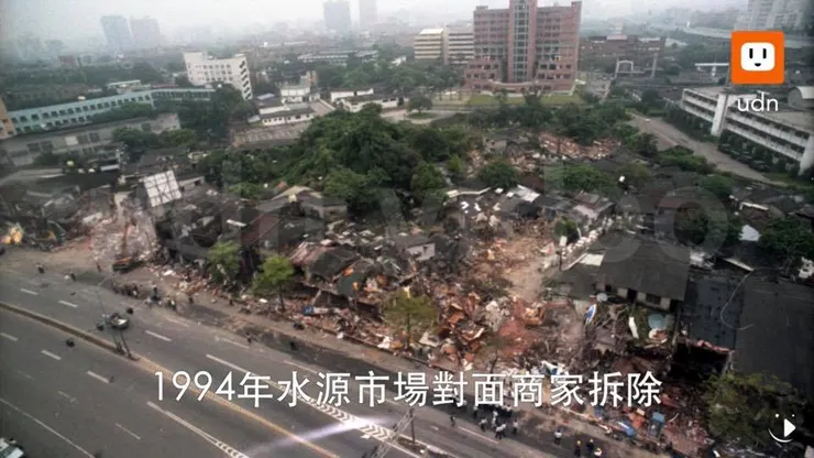 台大為了廓建校舍,於1994年將林家大厝及周邊聚落全面拆除