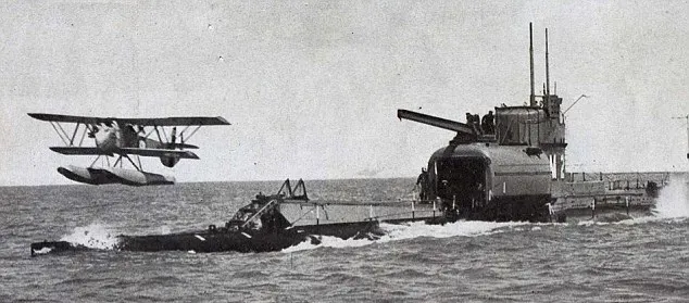 可搭載水上飛機的M2