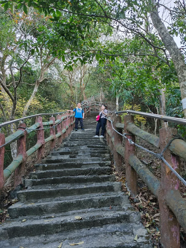 △超級陡的上坡路線
