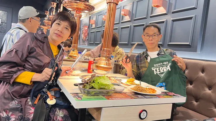 穿上圍裙避免弄髒衣服