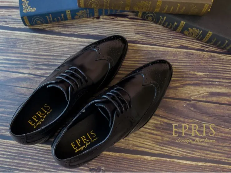 黑色皮鞋實際照