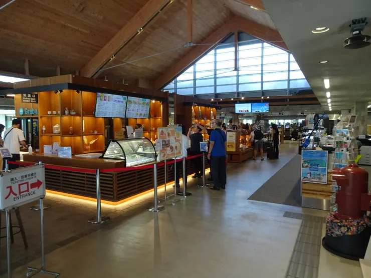 下地島空港大廳