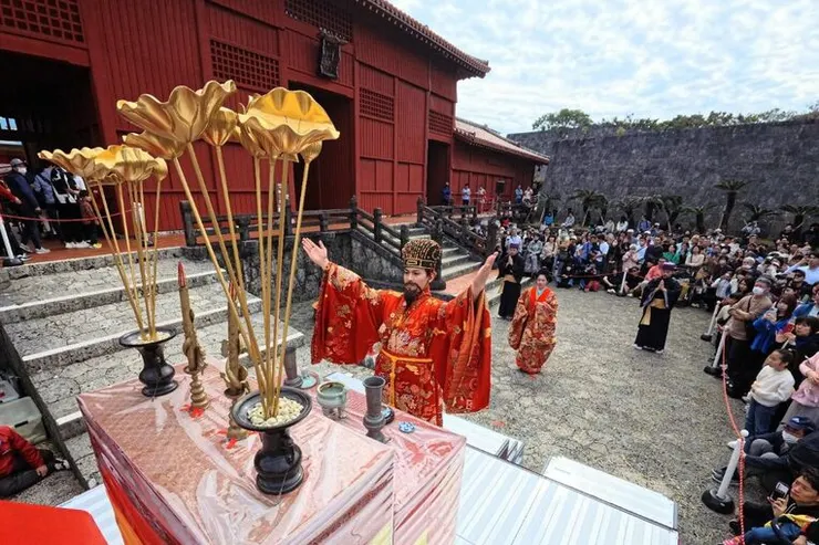 沖繩縣定期舉辦琉球王國祭典活動