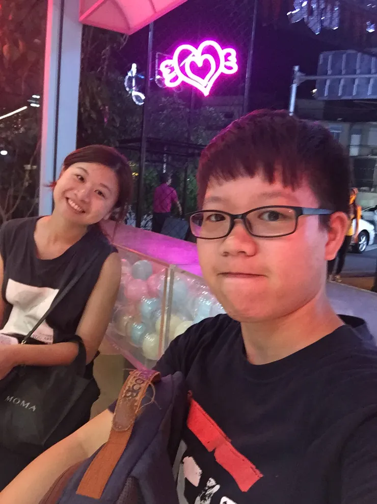 有朋友當地陪 無腦跟就對了