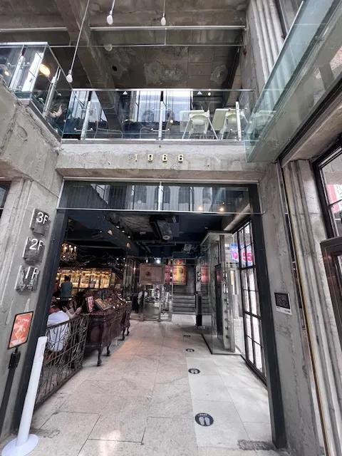 1966樑柱，photo by bookarchery