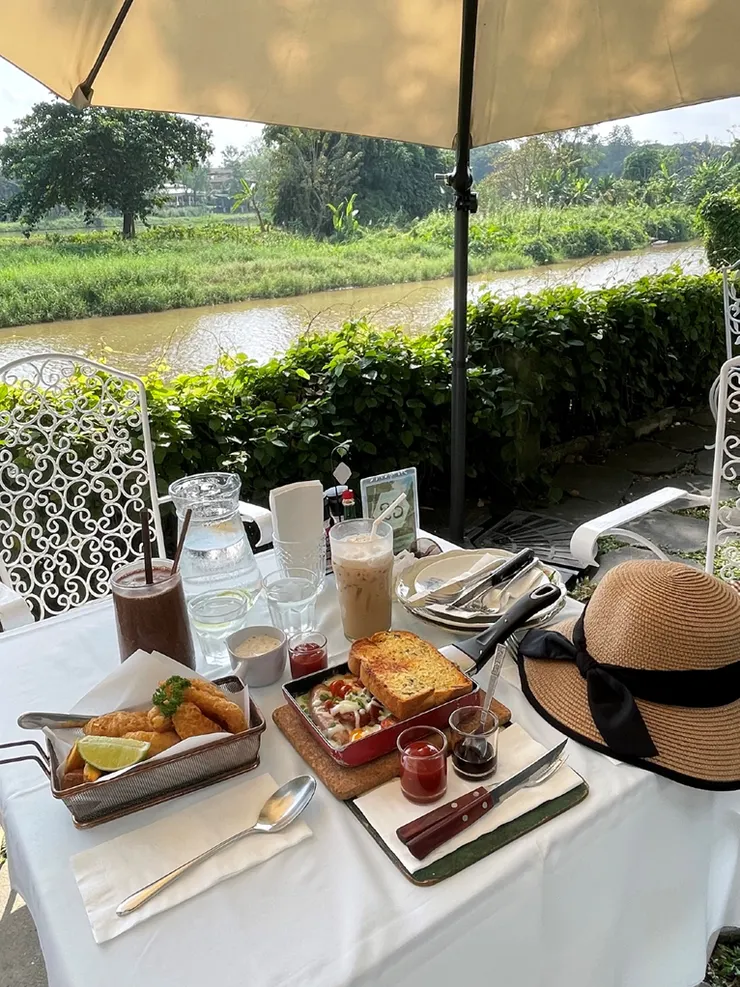 Chivit Thamma Da Coffee House 