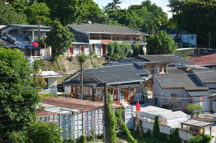 蟾蜍山與山腳煥民新村空拍照片（圖片來源：臺北市政府）