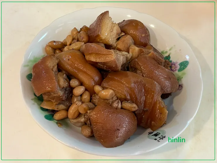 用噶瑪蘭黑麥汁滷豬腳