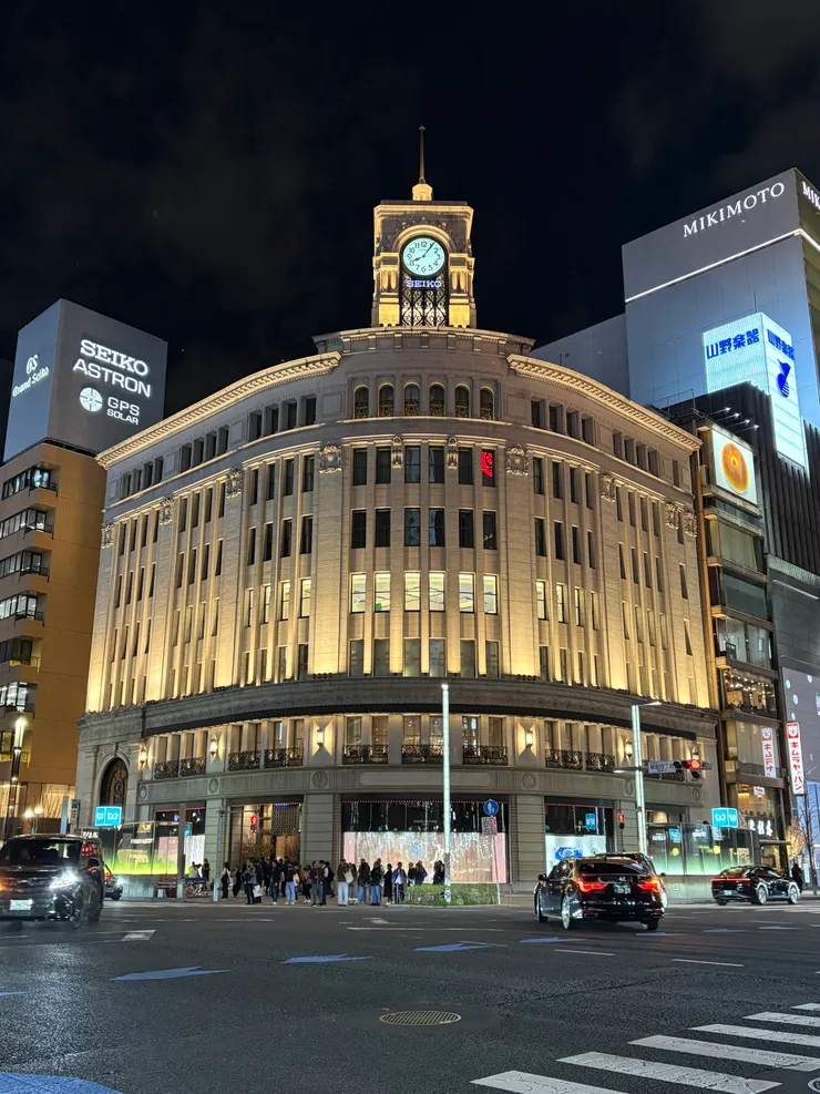 銀座的地標Seiko House，從1986至2007年被評選為全日本地價最貴的地方，可謂是名符其實的「地價王」。
